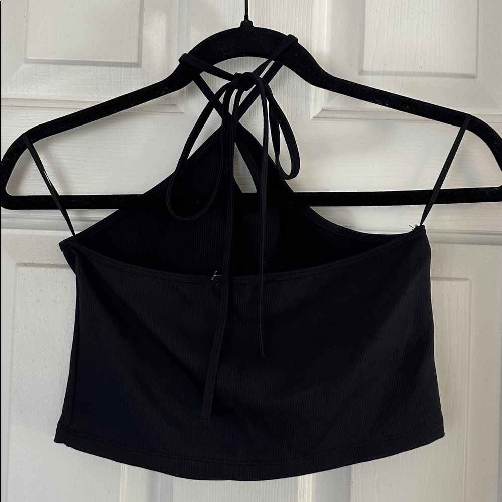 Zara black keyhole crop top size large - Picture 2 of 4